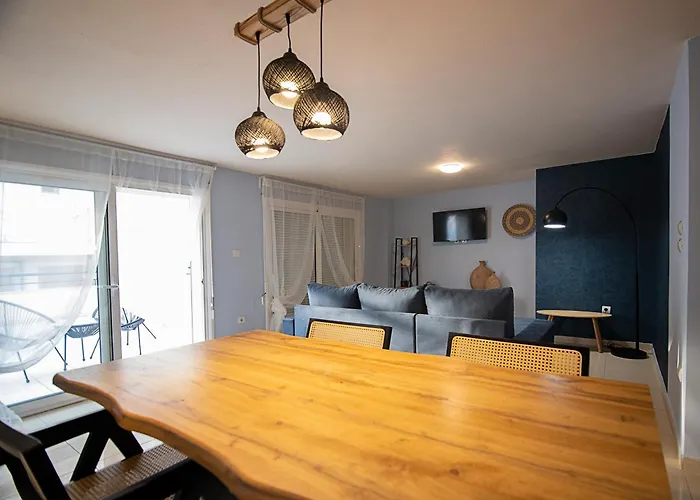 Maisonette Pt Apartment